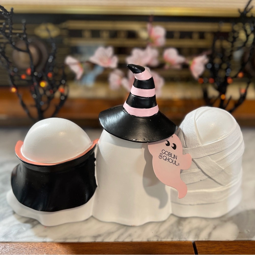 ✨NEW👻Goblin and Ghoul Halloween Ghosts In Costume Trio Decor👻 - Picture 8 of 13